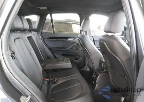 2017 BMW X1 xDrive28I из США, поврежденный, VIN WBXHT3C3XH5F85868